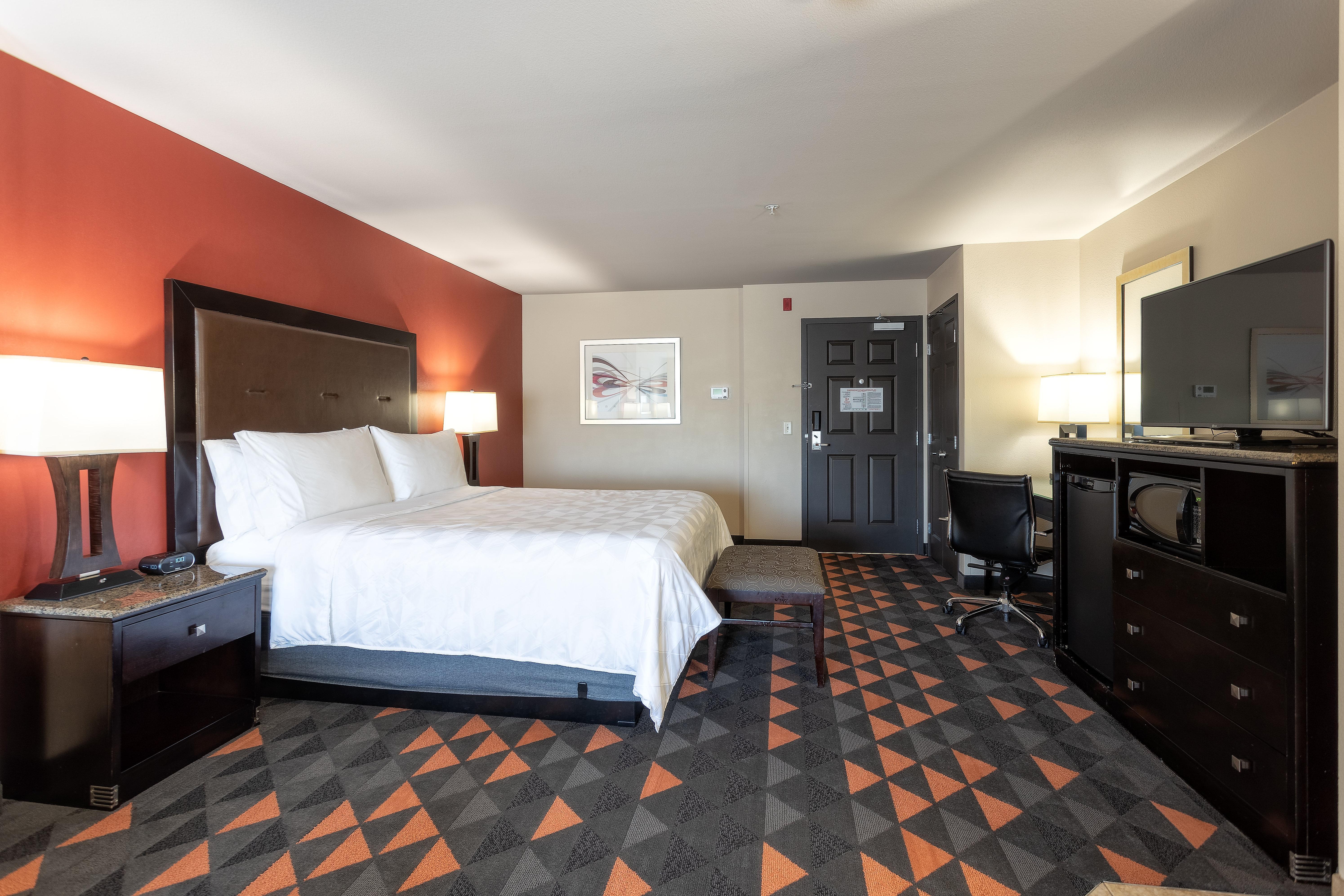 Hotel Marina Camp Pendleton By Ihg 3*