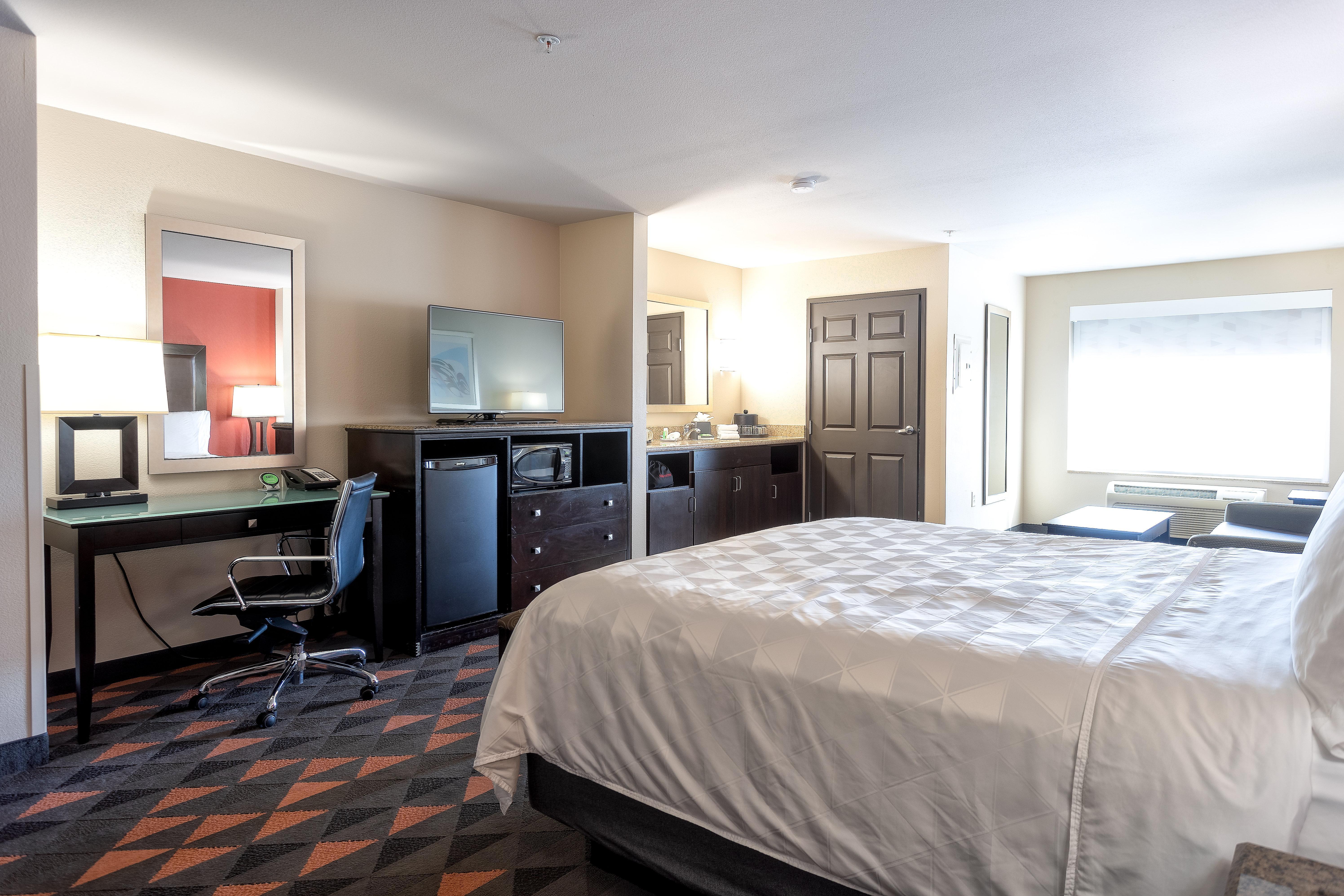 Marina Camp Pendleton By Ihg Hotel 3*