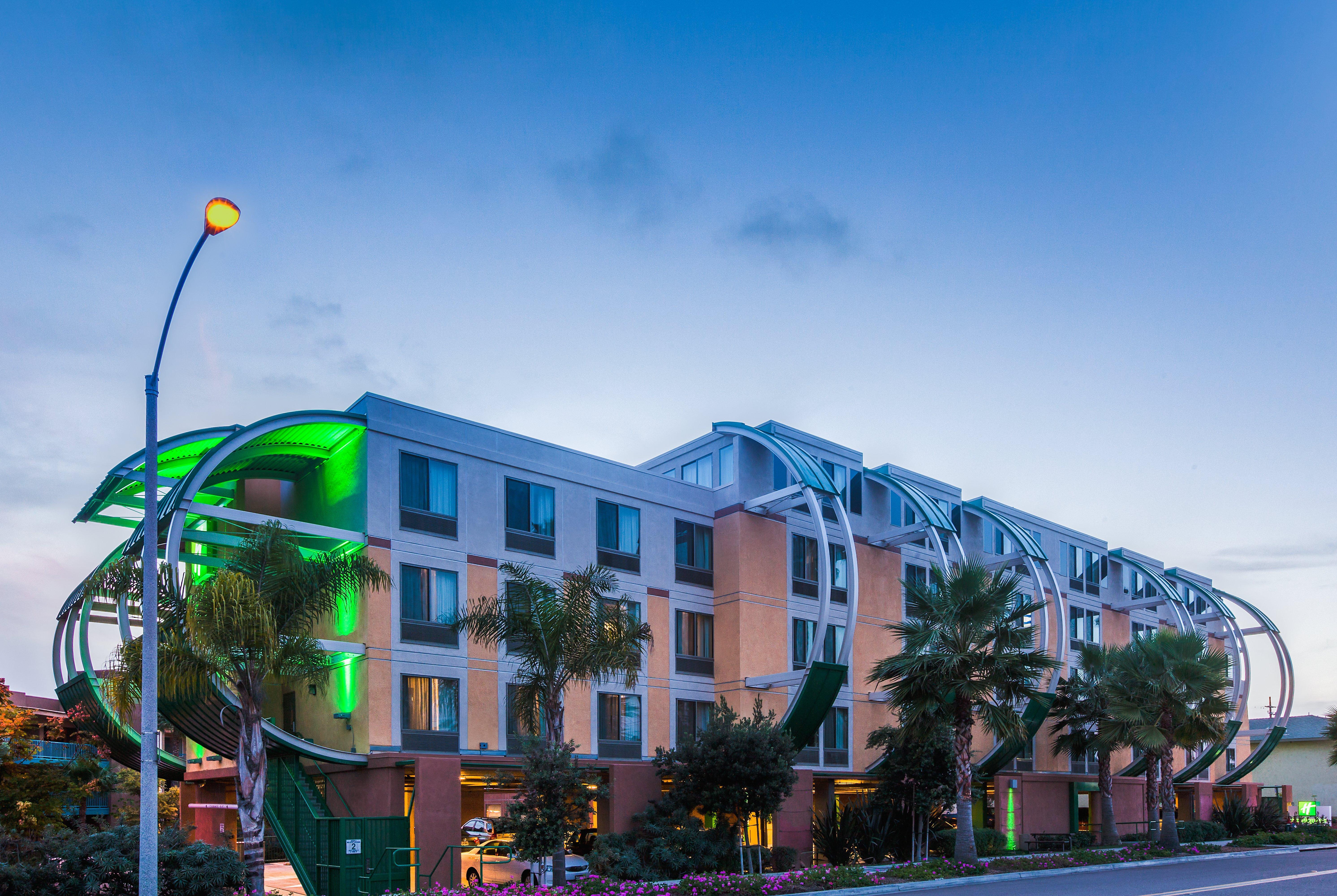 Marina Camp Pendleton By Ihg Hotel
